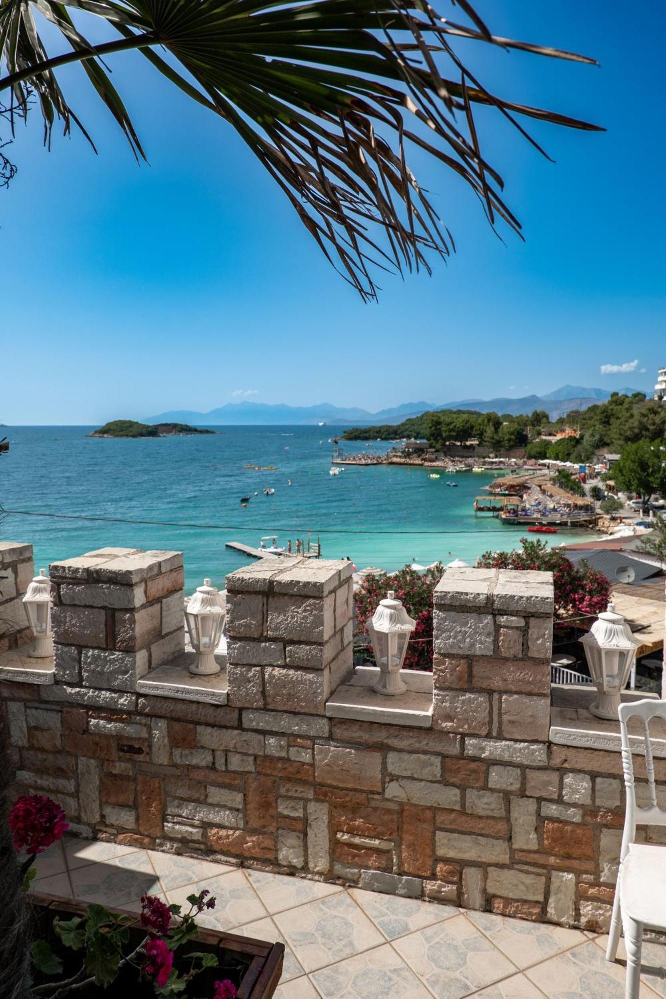 Hotel Castle Ksamil Exterior photo